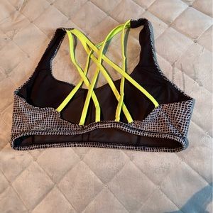 lululemon sports bra